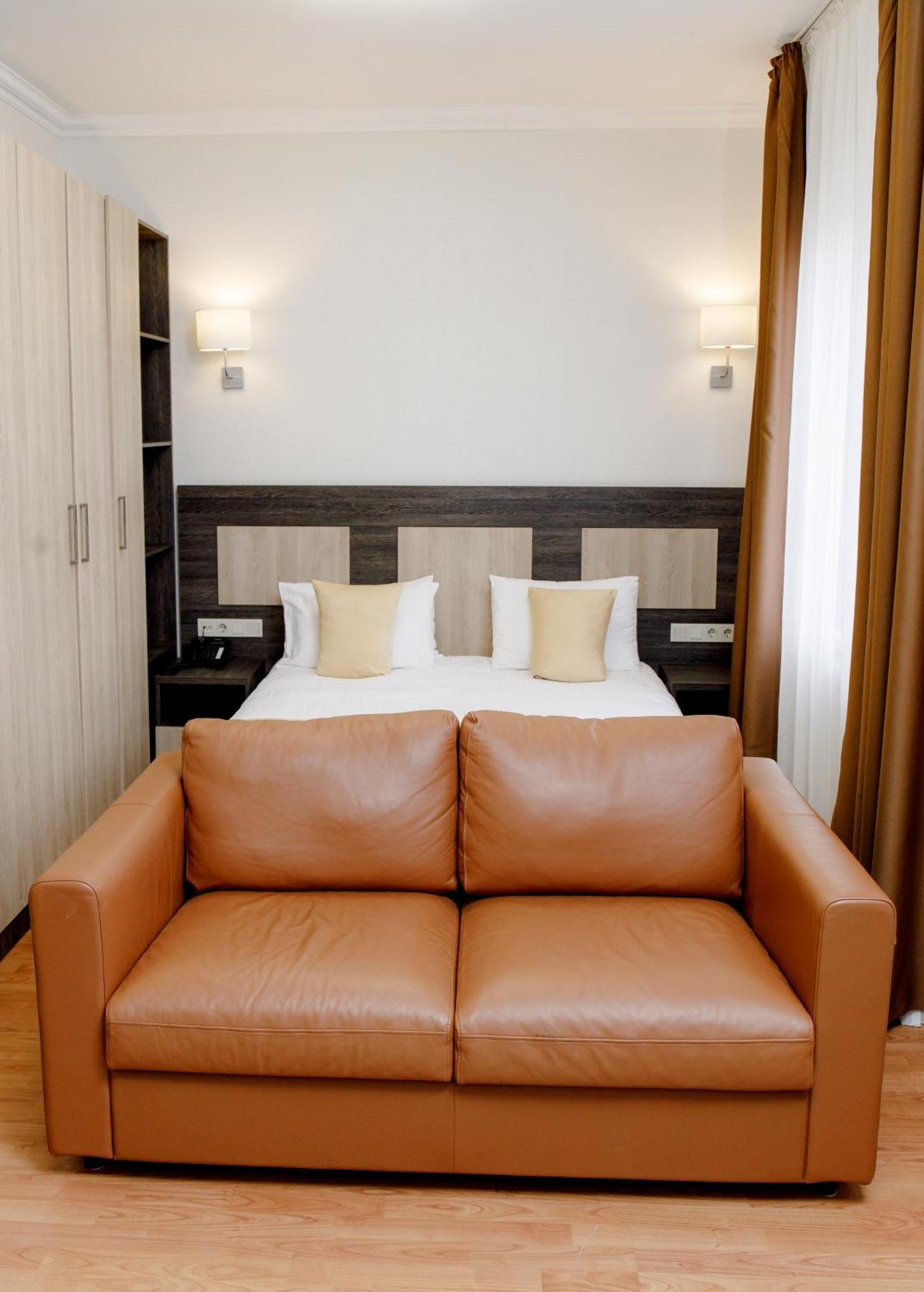 Infinity Plaza Block 1 Atyraū Exterior foto